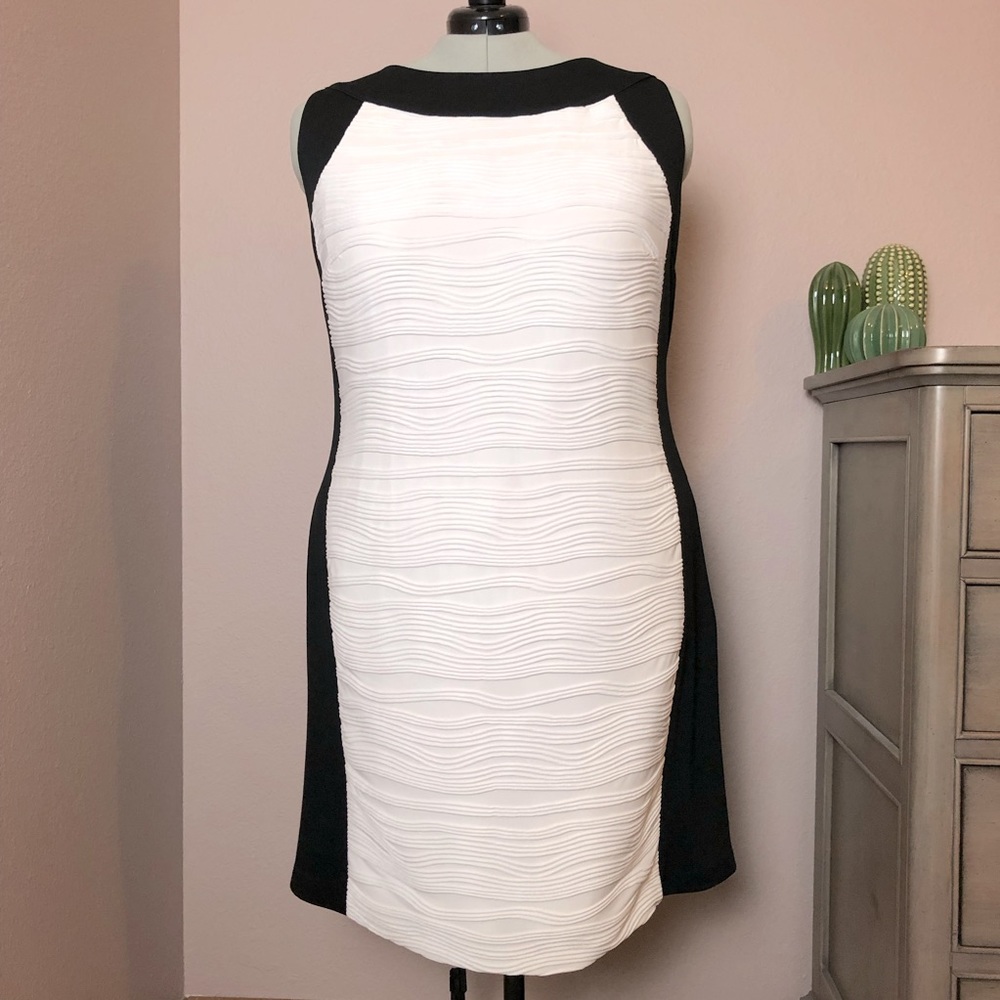 Calvin Klein Bodycon Dress - NWT, size 22
